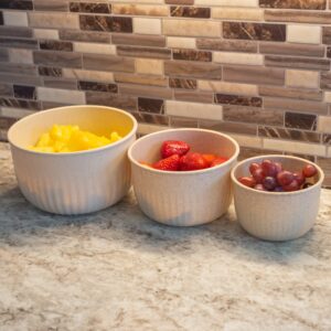Classic Cuisine Set of 3 Bowls with Lids - Microwave, Freezer, and Fridge Safe Nesting Mixing Bowls - Eco-Conscious Kitchen Essentials (Beige), S, M, L