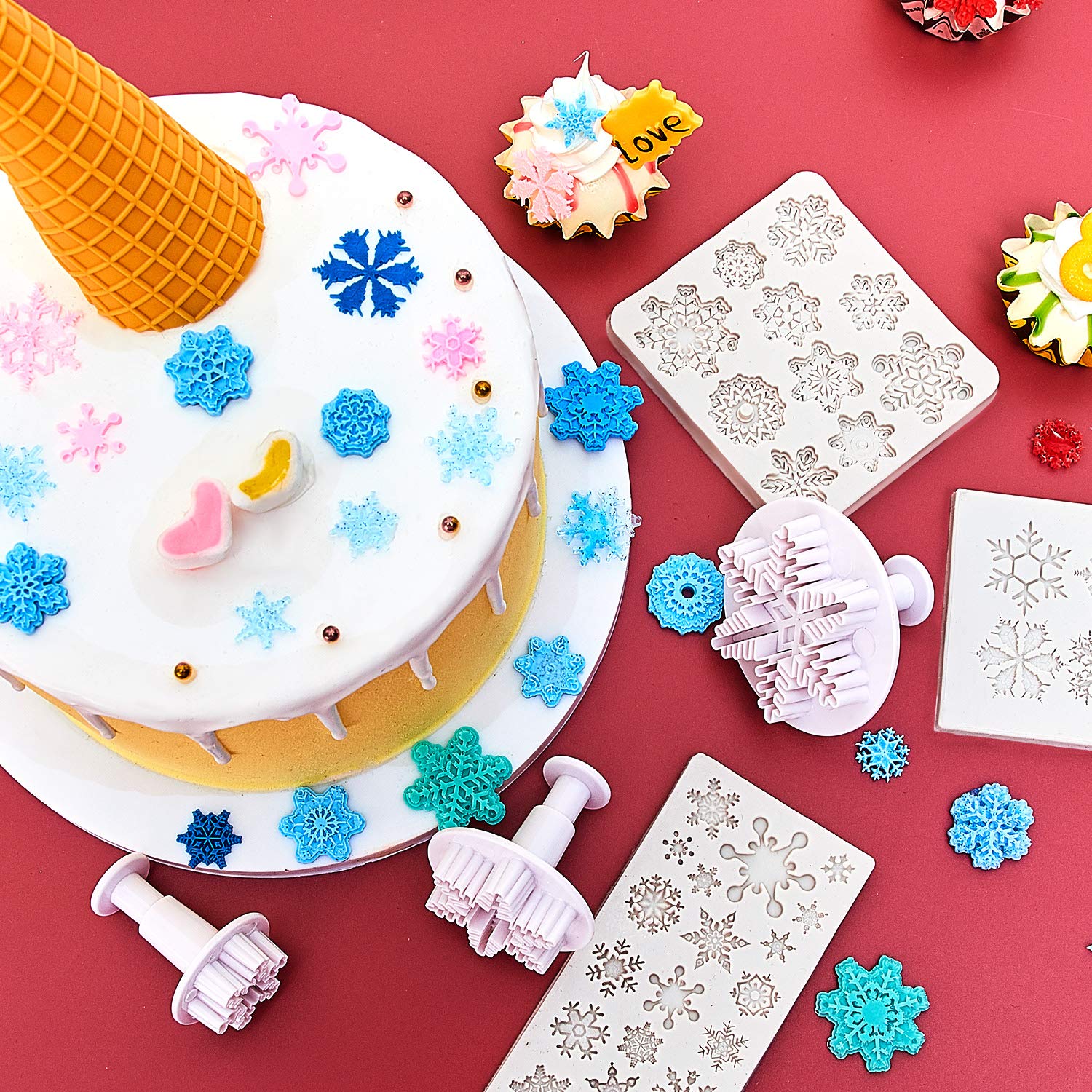 6 Pieces Snowflake Fondant Mold Silicone Baking Mold Chocolate Dessert Molds with Snowflake Plunger Cutters Cake Embossing Tools for Cake Decorations