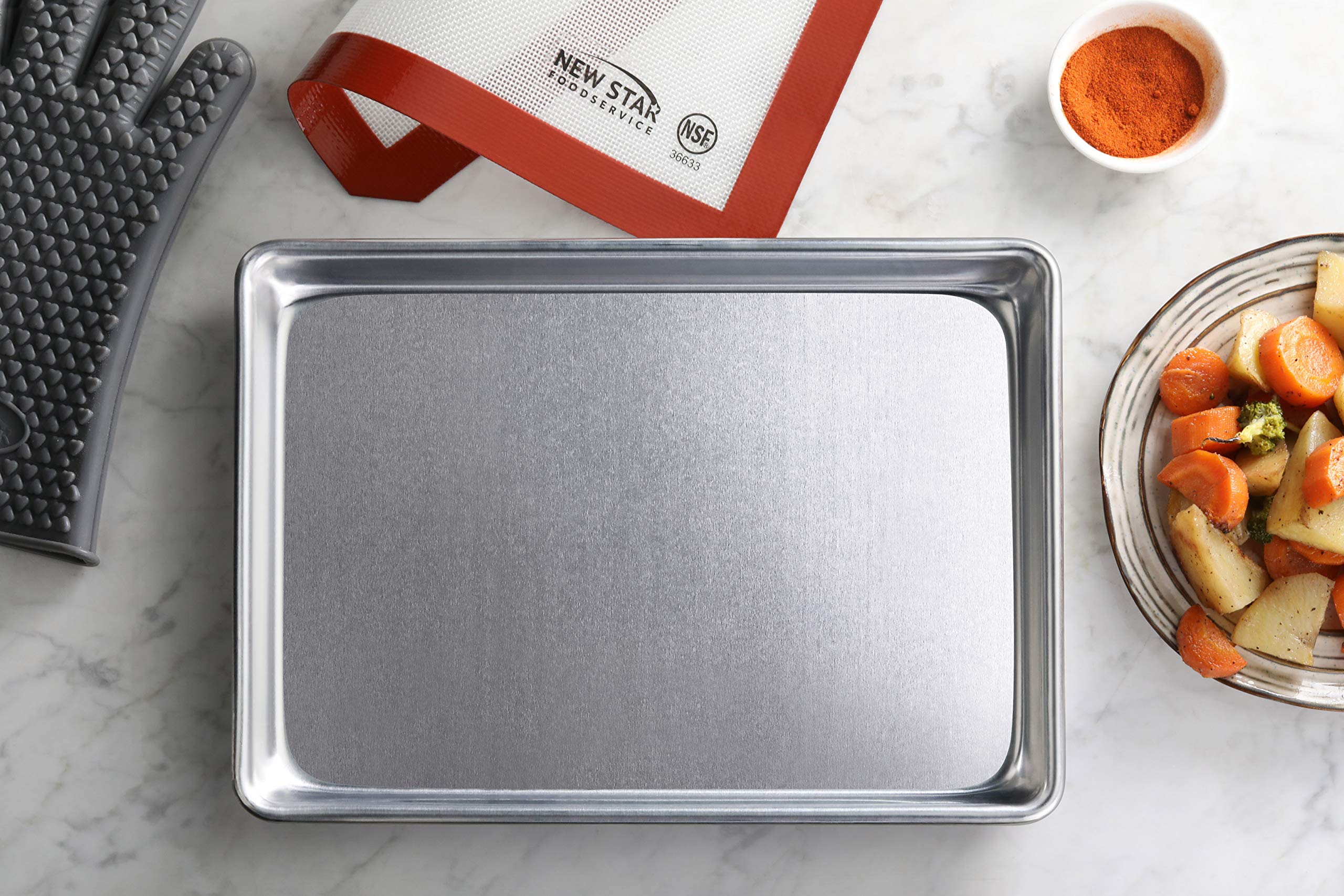 New Star Foodservice | Commercial-Grade Bun/Sheet Pan 18-Guage (9 x 13 x 1 inch (Quarter Size))