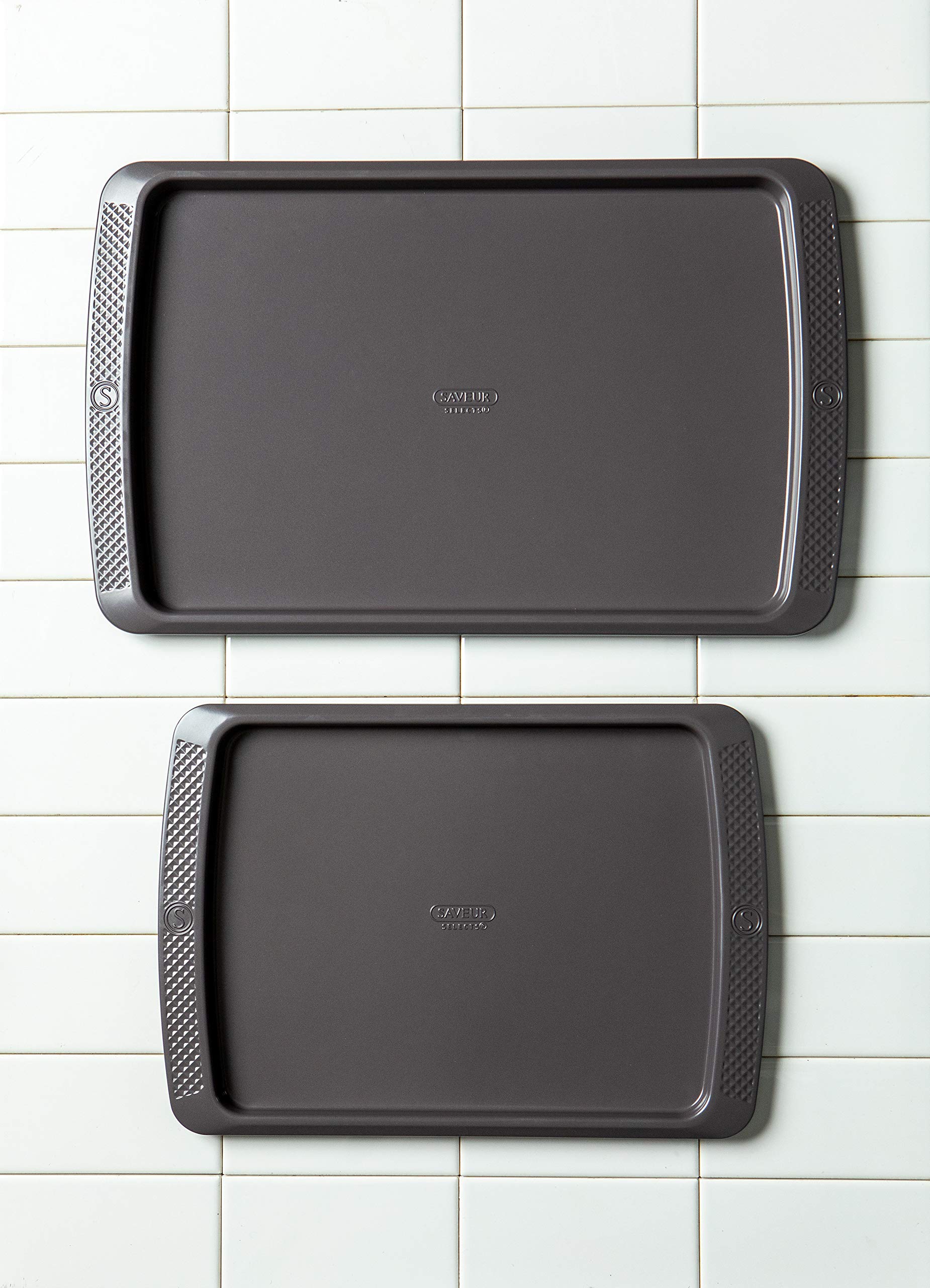 SAVEUR SELECTS Set of 2 Rimmed Baking Sheets, 11-Inch by 17-Inch and 9-Inch by 13-Inch, Non-stick, Warp-resistant Carbon Steel, Dishwasher Safe, Artisan Bakeware Series