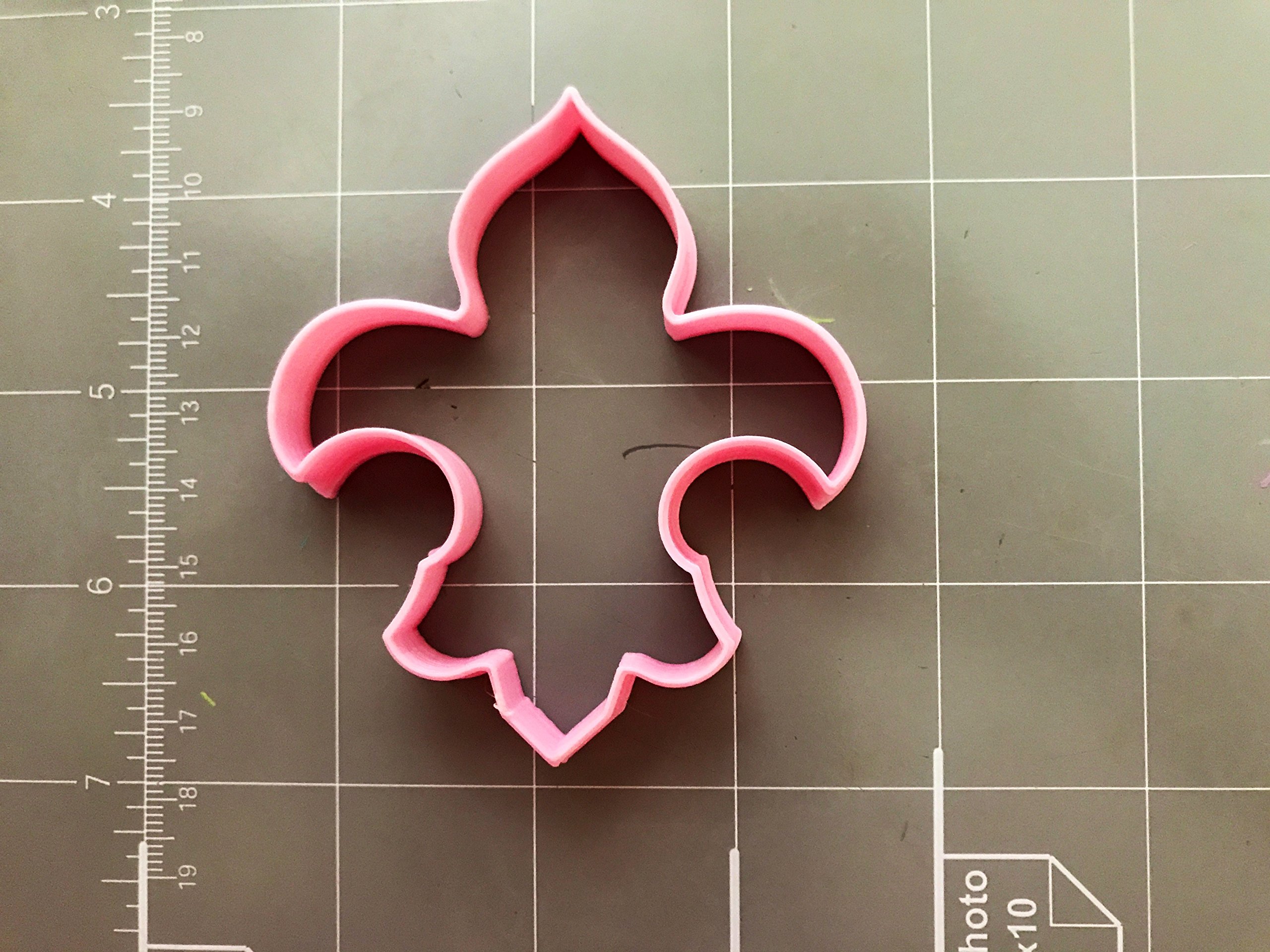 Fleur-De-Lis Cookie Cutter (3")