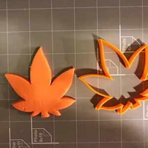 Marijuana Leaf Cookie Cutter (2")