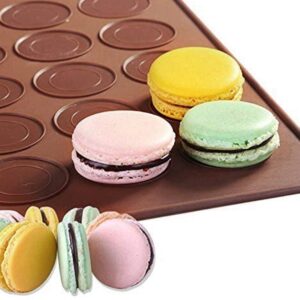 Silicone Macaron Mats, 2 Pieces of 30-Grid Macaron Pads Non-Sticking Kitchen Baking Molds Mats Pads for Making or Baking Macarons Cookies at Home Bakery Cake Shop