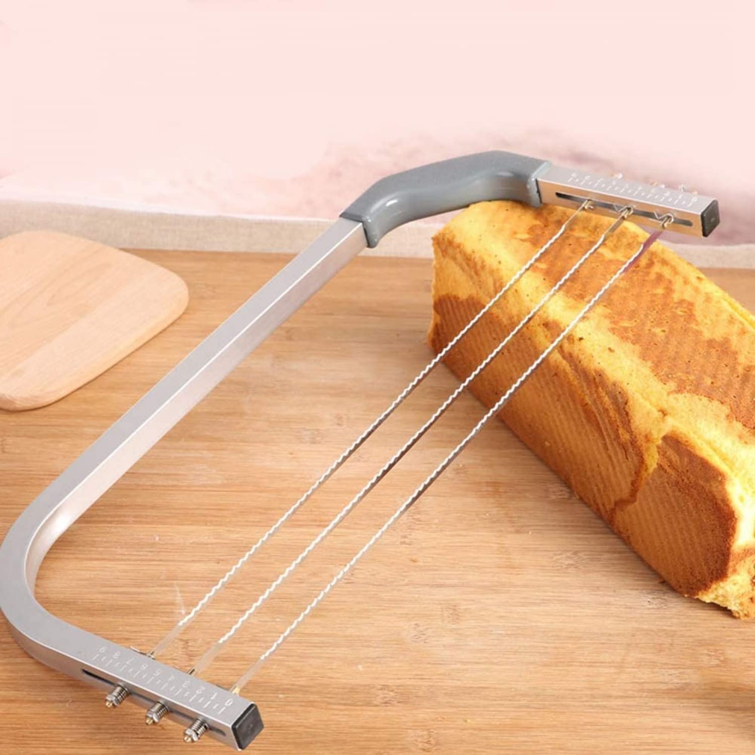 QJZZO Adjustable Cake Leveler Professional Layer Cake Slicer Cutter with 3 Stainless Steel Blades Baking Accessories for Bread Loaf Cake