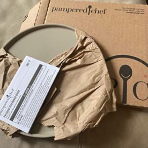 PAMPERED CHEF #1387 STONEWARE PERSONAL PIZZA STONE PERSONAL ROUND SIZE