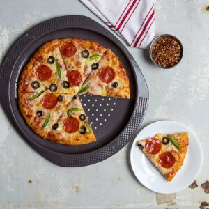 SAVEUR SELECTS 12-Inch Pizza Pan, Non-stick, Warp-resistant Carbon Steel, Dishwasher Safe, Artisan Bakeware Series