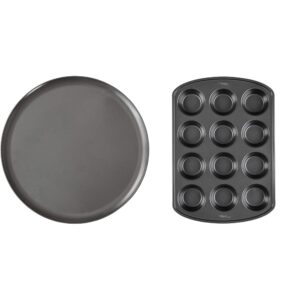 wilton 14-inch pizza pan and 12-cup muffin pan bakeware set