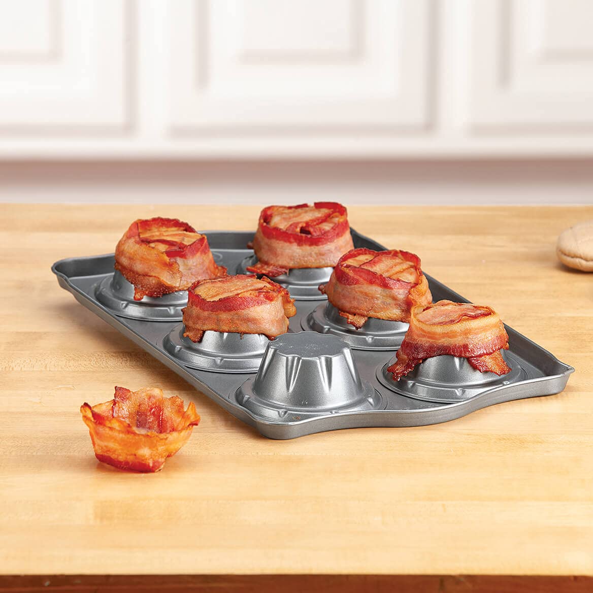 2 in 1 Bacon Cup Pan by Home Marketplace