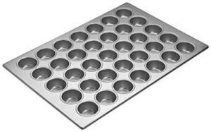 focus foodservice 905575 cupcake and muffin pan - (35) 3-13/16 oz. cup capacity, standard