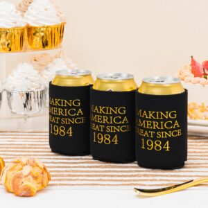 Crisky 40th Birthday Beer Sleeve, 40th Birthday Can Cooler Insulated Covers, 40th Birthday Decorations Black Gold Making Great Since 1984, Neoprene Coolers for Soda, Beer, Can Beverage, 12 Pcs