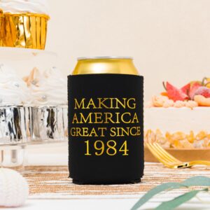 Crisky 40th Birthday Beer Sleeve, 40th Birthday Can Cooler Insulated Covers, 40th Birthday Decorations Black Gold Making Great Since 1984, Neoprene Coolers for Soda, Beer, Can Beverage, 12 Pcs