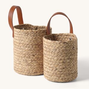 la jolie muse seagrass woven storage baskets set of 2, wall hanging baskets organizer, garden planters baskets