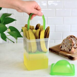 Youngever 2 Pack Pickle Container with Strainer, Plastic Pickle Holder with Strainer, Pickle Keeper with Lid