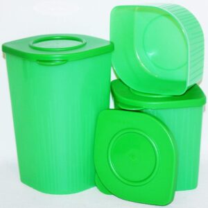 Tupperware Set of 3 Fresh N Cool Refrigerator Containers 2, 4 and 6 Cups Green
