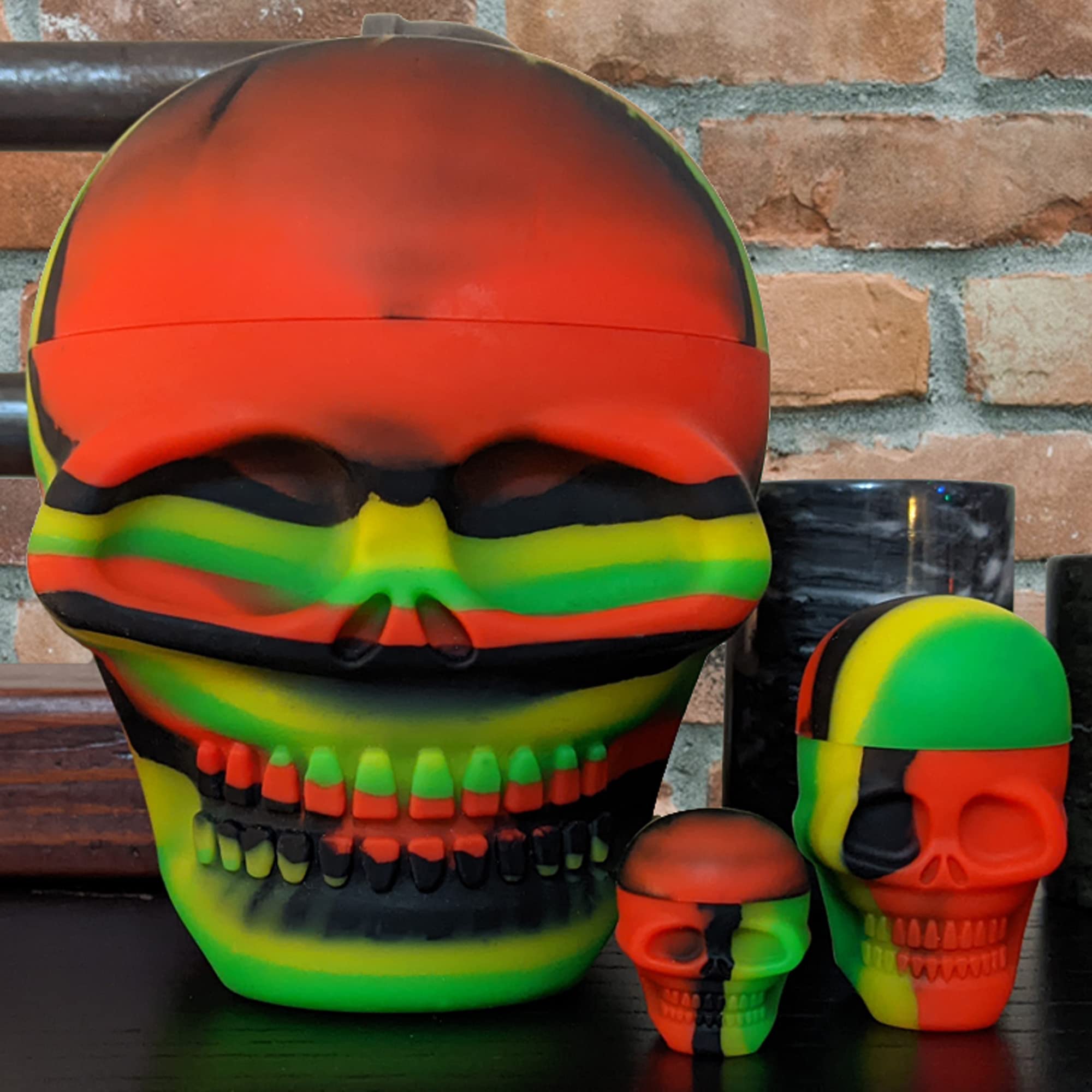 HerbHuggers Silicone Skull Containers 3-Piece Set Black Rasta