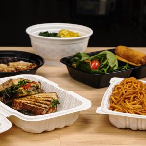 TIYA Takeout Food Containers - 32 oz Bulk 150 Pack with Lids - Plastic Compartment Storage To-Go Boxes - Reusable, Microwavable, Dishwasher Safe - Leak Proof for Restaurants and Meal Prep