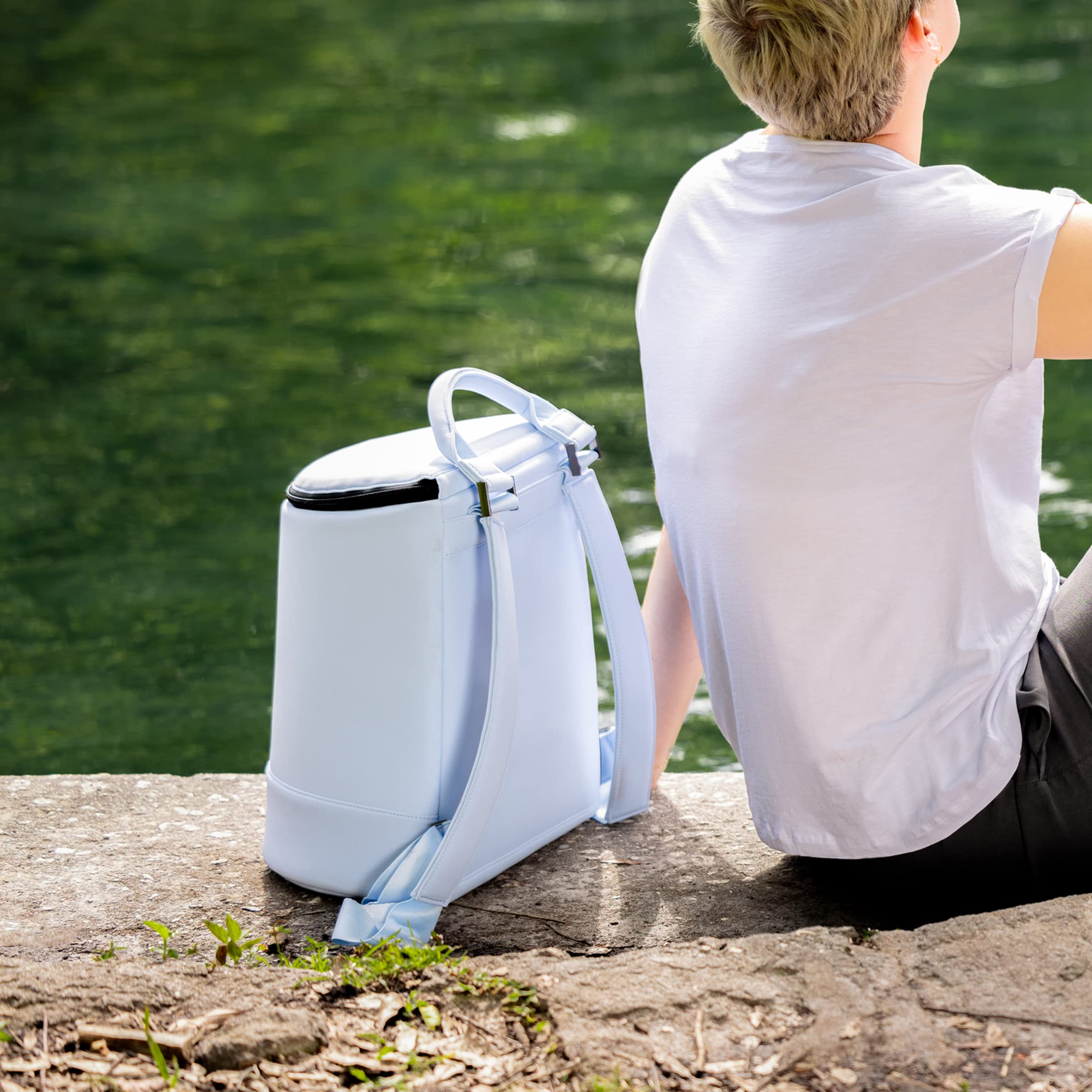 Corkcicle EOLA Soft Cooler Backpack, Periwinkle, Waterproof and Leak Proof Insulated Bag, Perfect for Wine, Beer, and Ice Packs, Camping Cooler, Hiking Cooler, Beach Cooler