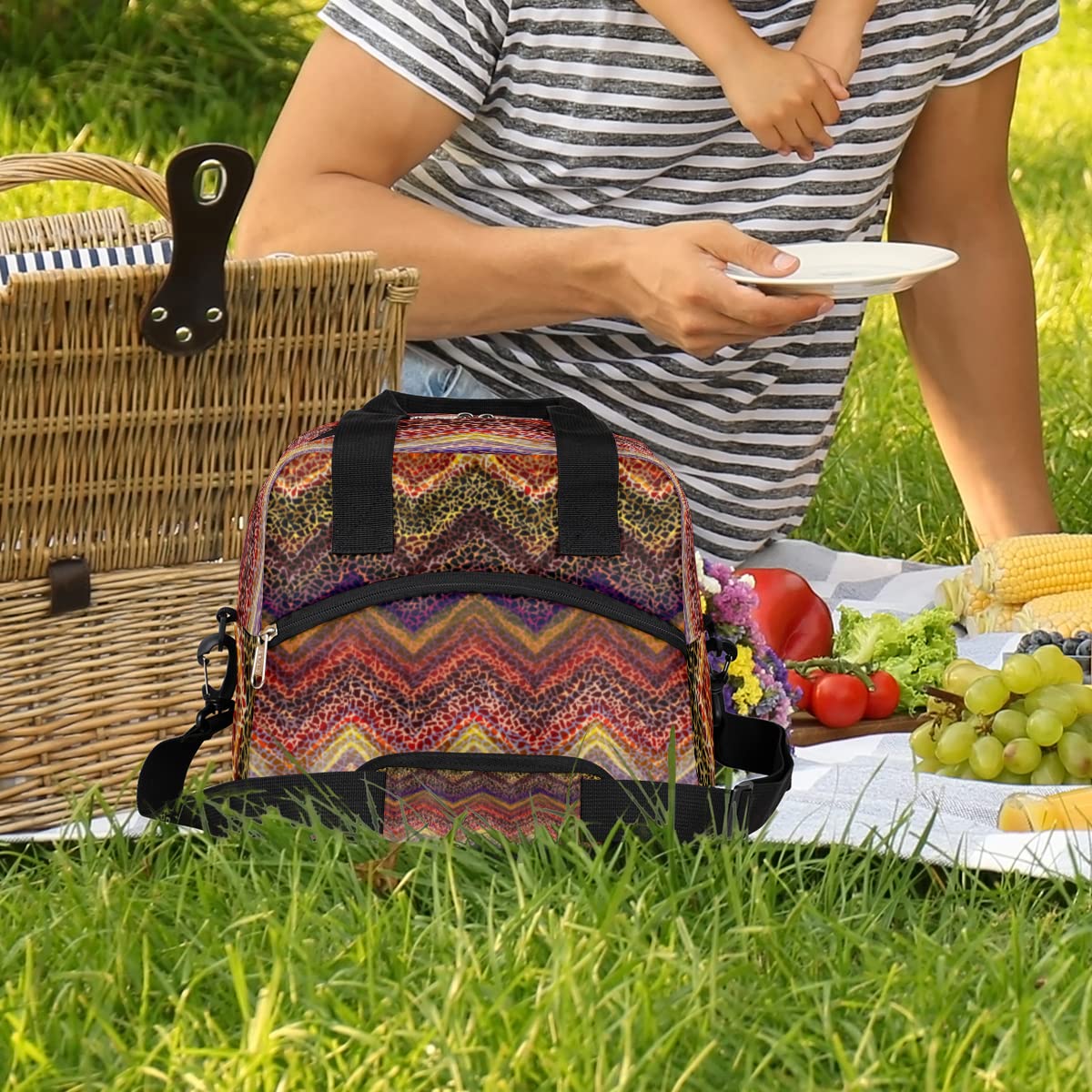 Zigzag Texture Lunch Bag for Women Men Girls Boys Waterproof Insulated Lunch Box Portable Leakproof Adjustable Shoulder Strap Reusable Animal Skin Texture Lunch Tote Bag for Office School Beach Hiking