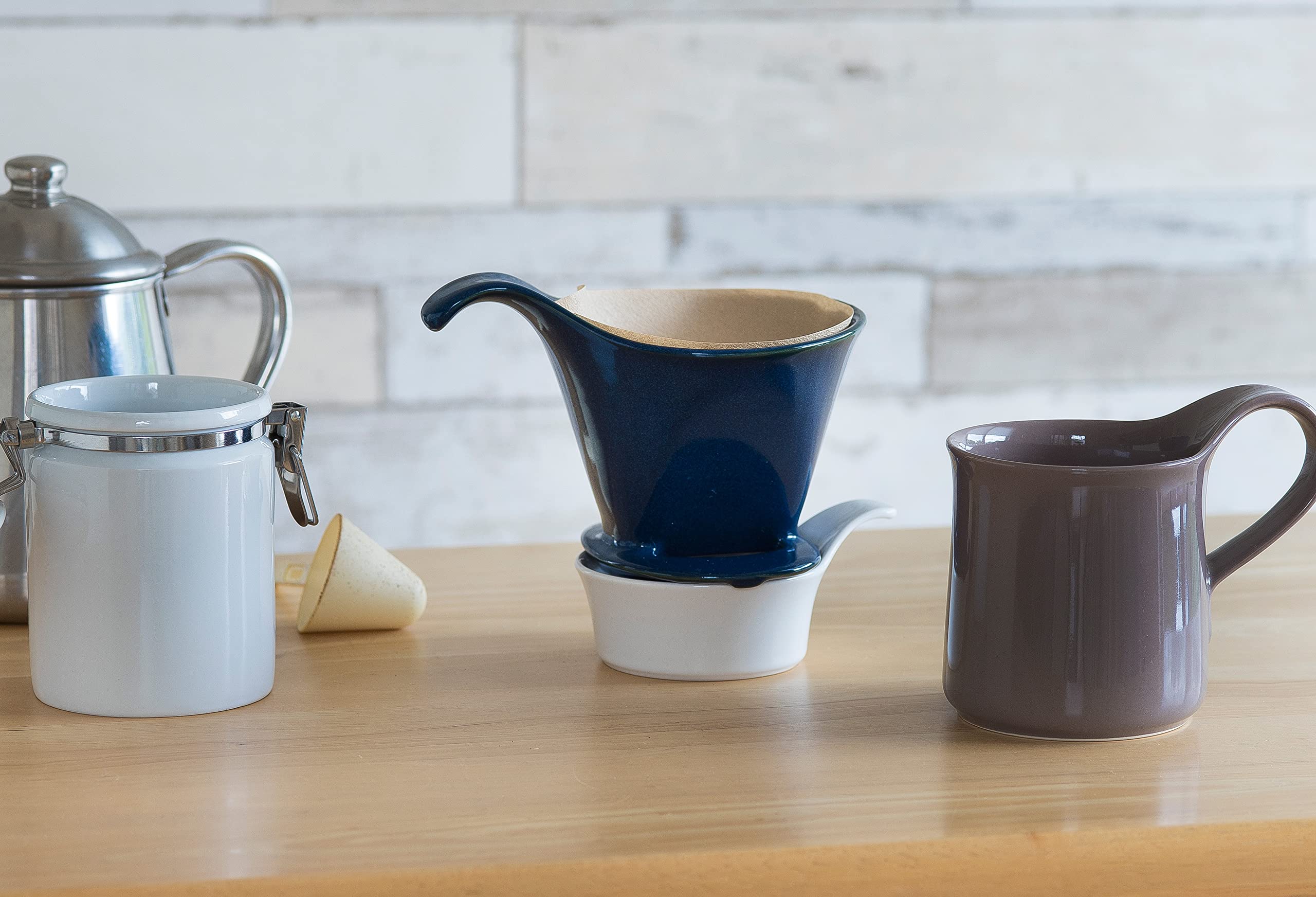 Bee House(R) Pour Over Ceramic Coffee Dripper (filter size #2 or #4) Crafted in Japan - Jeans Blue