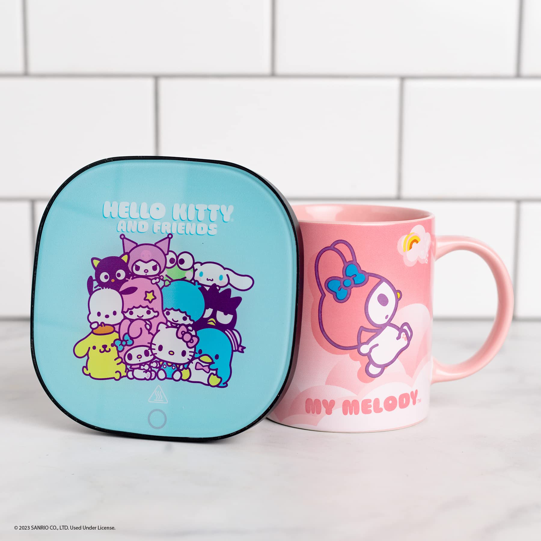 Uncanny Brands My Melody Coffee Mug with Electric Mug Warmer – Keeps Your Favorite Beverage Warm - Auto Shut On/Off