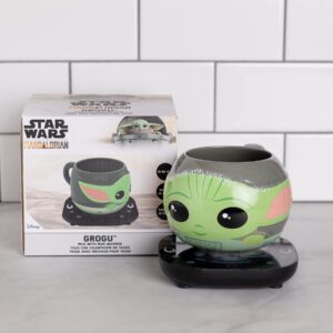 uncanny brands star wars mug warmer with baby yoda molded mug – keeps your favorite beverage warm - auto shut on/off