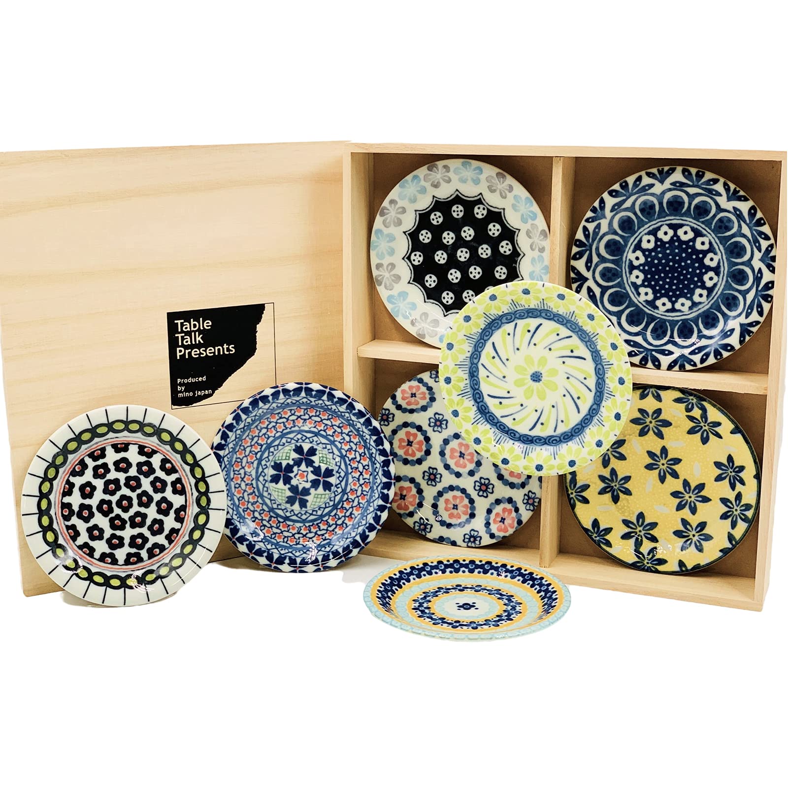 KIKYOUYA Ceramic Appetizer Plates,Japanese Plates for Cake Dessert Appetizer Tableware with Gift Box Packaging For Family Dinner,Set Of 8