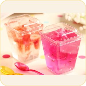 XIGUI 5oz Mini Dessert Cups - Clear Tasting Sample Shot Glasses 25 Piece Reusable of Plastic Dessert, Suitable for Cheese, Desserts, Jelly, Mousse, Ice Cream (Transparent 5oz)