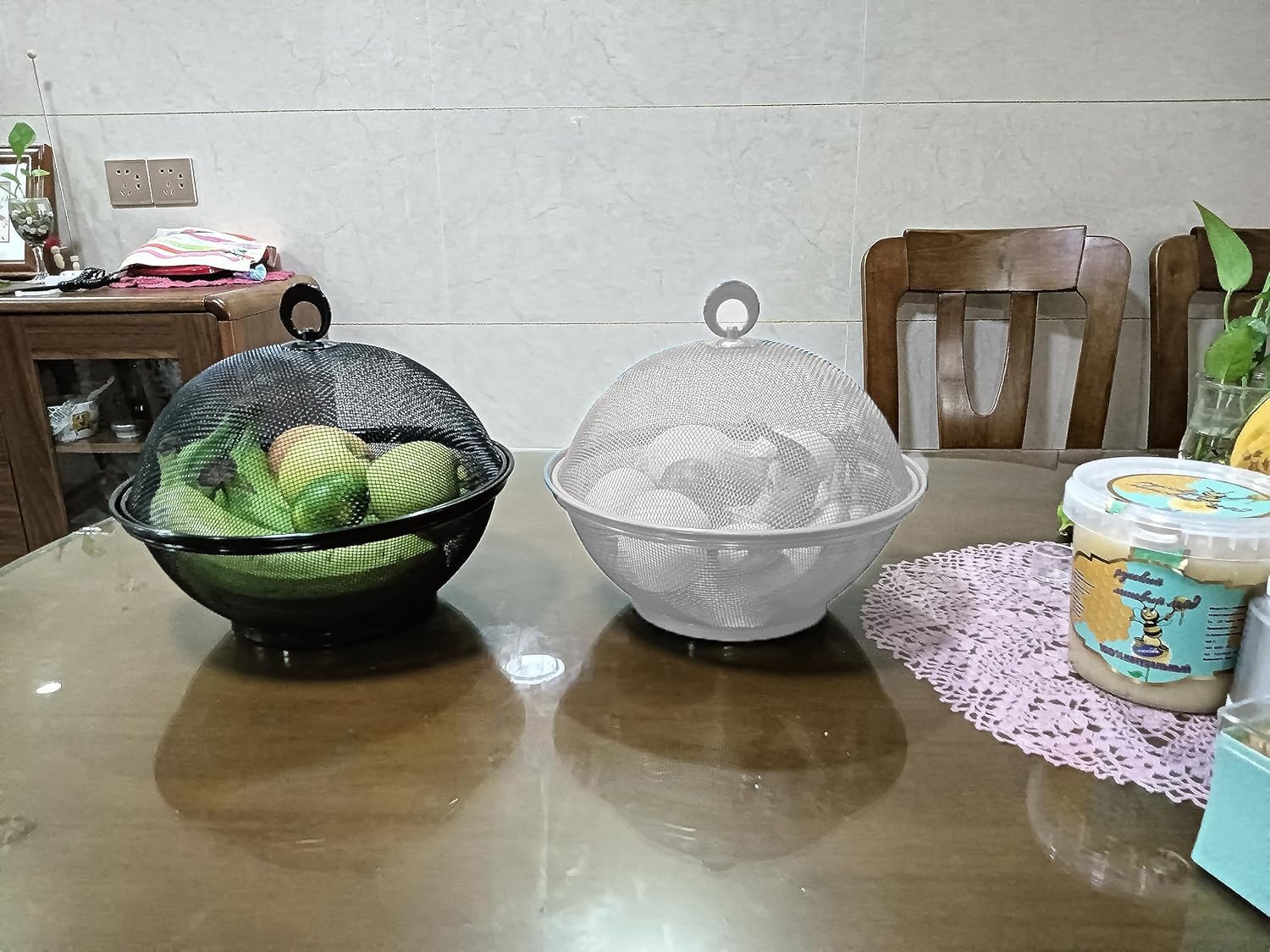 Mesh Wire Fruit Basket with Lid for Vegetables, Restaurant Kitchen Produce Containers Φ10.7" 2 Colors (White + Black) Total 2 Pack