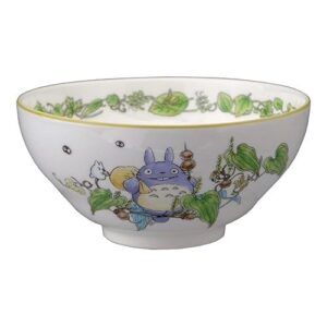 totoro sitting on leaves noritake x studio ghibli neighbor totoro　japanese rice bowl (japan import))