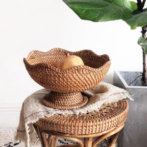 Zerodeko Rattan Fruit Bowl Bread Basket Woven Footed Bowl Round Pedestal Plate Dessert Display Platter Snack Serving Dish Tabletop Organizing Basket for Kitchen Counter