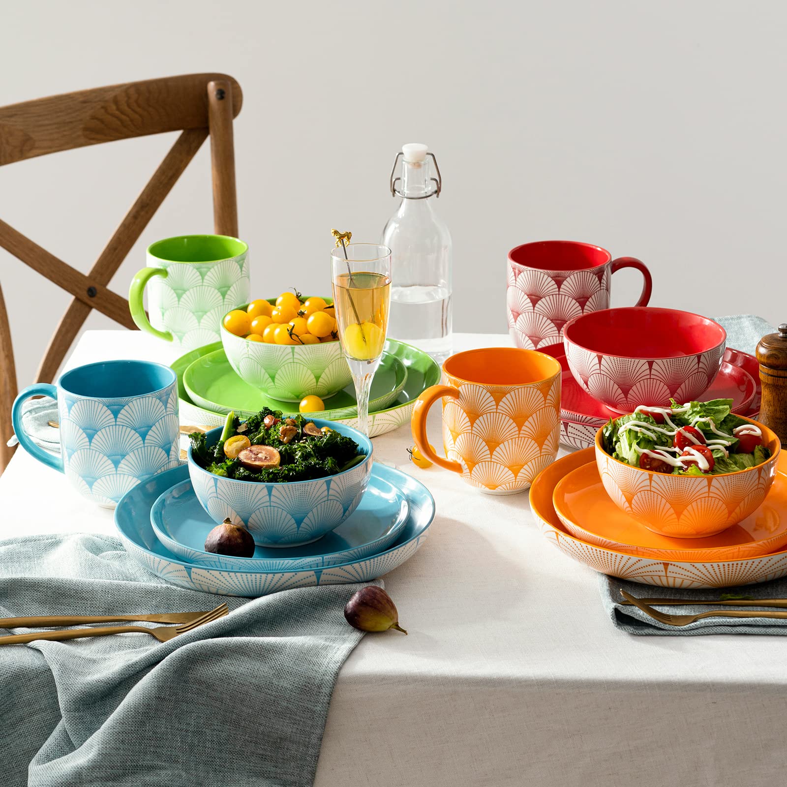 DOWAN Ceramic Cereal Bowls, Vibrant Color Soup Bowls, 26 Ounce Porcelain Kitchen Bowls for Cereal Soup Rice Pasta Salad and Dessert, Dishwasher & Microwave Safe, Set of 4