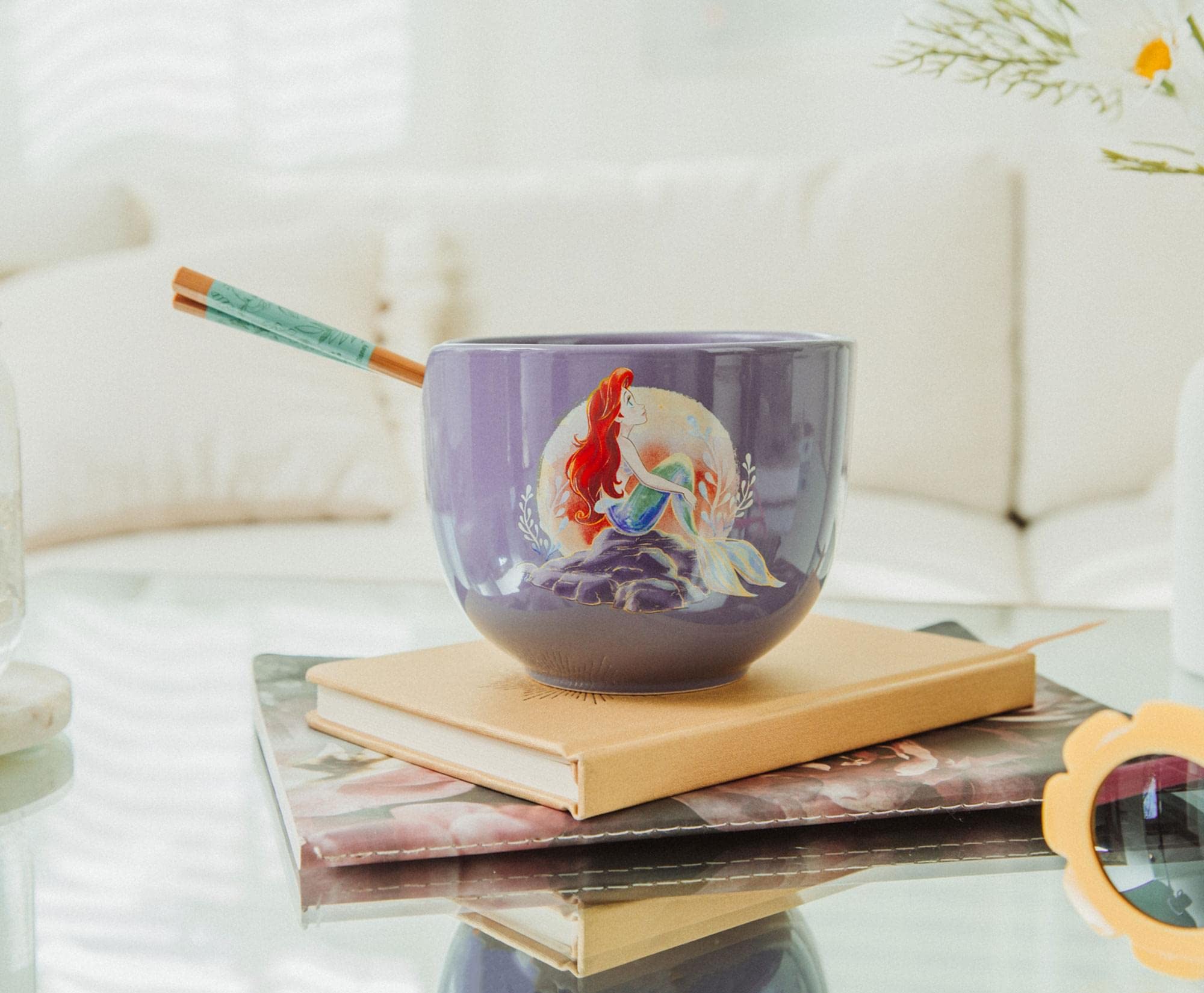 Silver Buffalo Disney The Little Mermaid Ariel 20-Ounce Ceramic Ramen Bowl and Chopstick Set