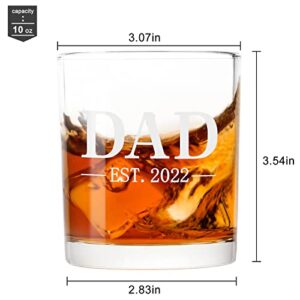 Futtumy Dad Est 2022 Whiskey Glass, Dad Gift for Men Father Dad New Dad Husband from Son Daughter Wife, Father Scotch Glass for Father’s Day Birthday Christmas Retirement, 10 Oz