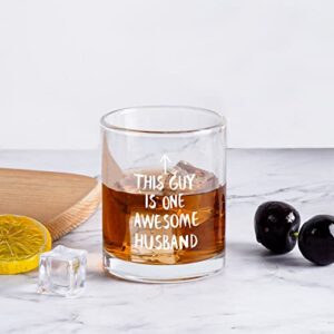 Modwnfy Funny Husband Gift Whiskey Glass, This Guy Is one Awesome Husband Old Fashioned Glass, Valentines Gift for Men Him from Wife, Birthday Idea for Hubby Husband Boyfriend, Fathers Day Christmas