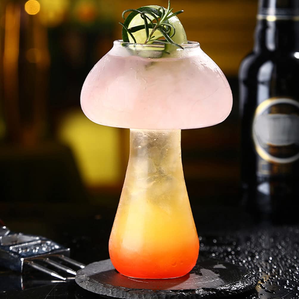 Happyyami 2PCS Mushroom Shape Cocktail Glass Creative Glass Goblet Novelty Drink Cup Clear Dessert Ice Cream Cup Decoative Martini Glass for for Bar Home (As Shown 1) (Mushroom)