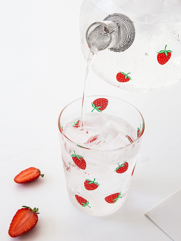 Sizikato Set of 2 Clear Glass Tumbler, 11 Oz Iced Tea Glass, Cute Strawberry Pattern