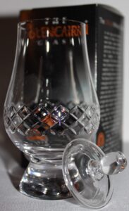 glencairn the diamond cut scotch whisky tasting glass with ginger jar top