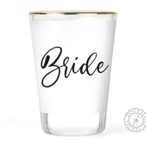 Shot Glasses Bride and Groom - Wedding Shot Glasses - Bride & Groom Gift - Gift for the Couple - Wedding Gift Glass Set