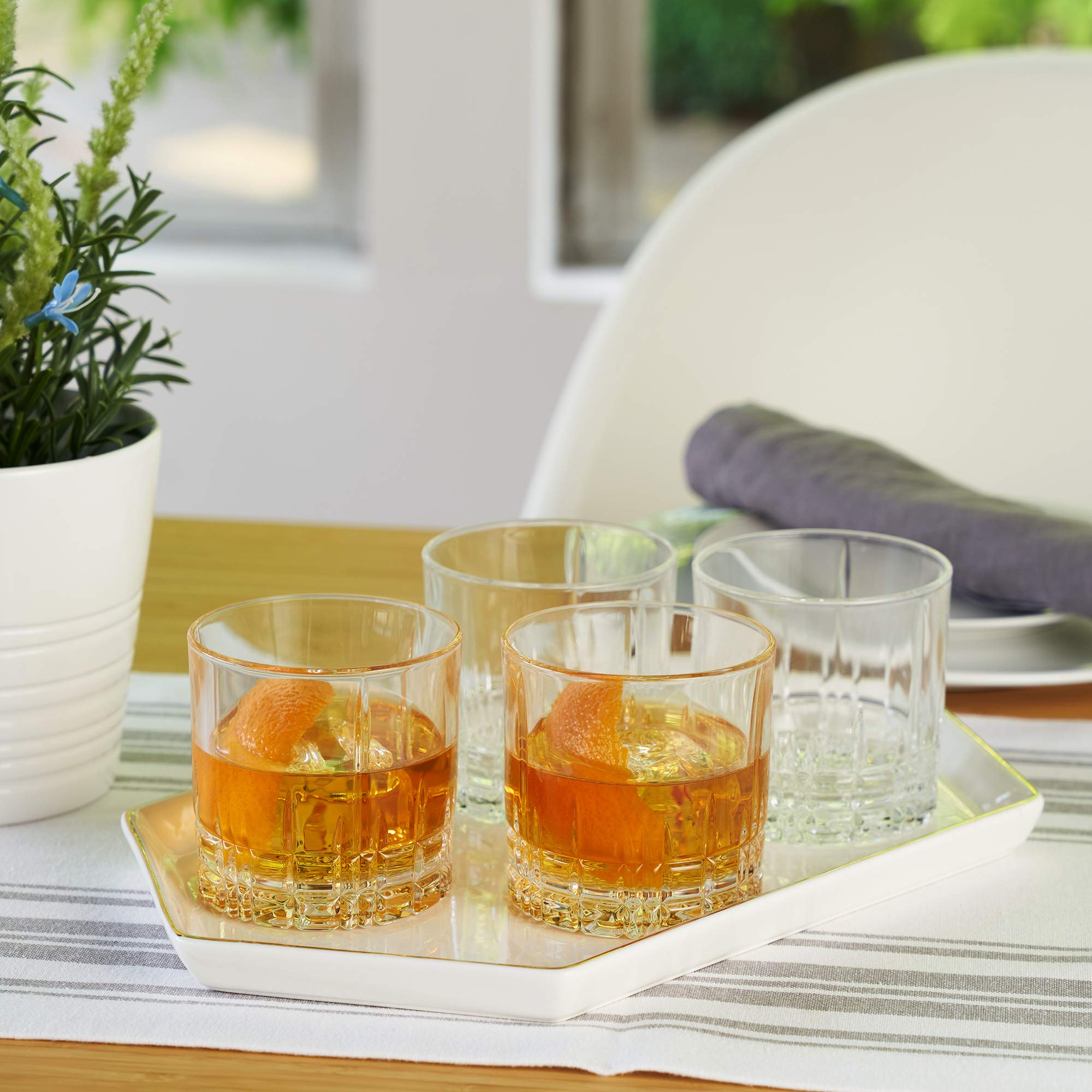 Spiegelau Perfect Serve Single Old Fashioned Glass Set, Set of 4 Lowball Cocktail Glasses, European-Made Lead-Free Crystal, Dishwasher Safe, Professional Quality Cocktail Glass Gift Set, 9.5 oz