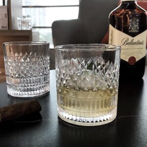 classic whisky glasses whiskey glass for scotch, bourbon, liquor and cocktail drinking gift - set of 4