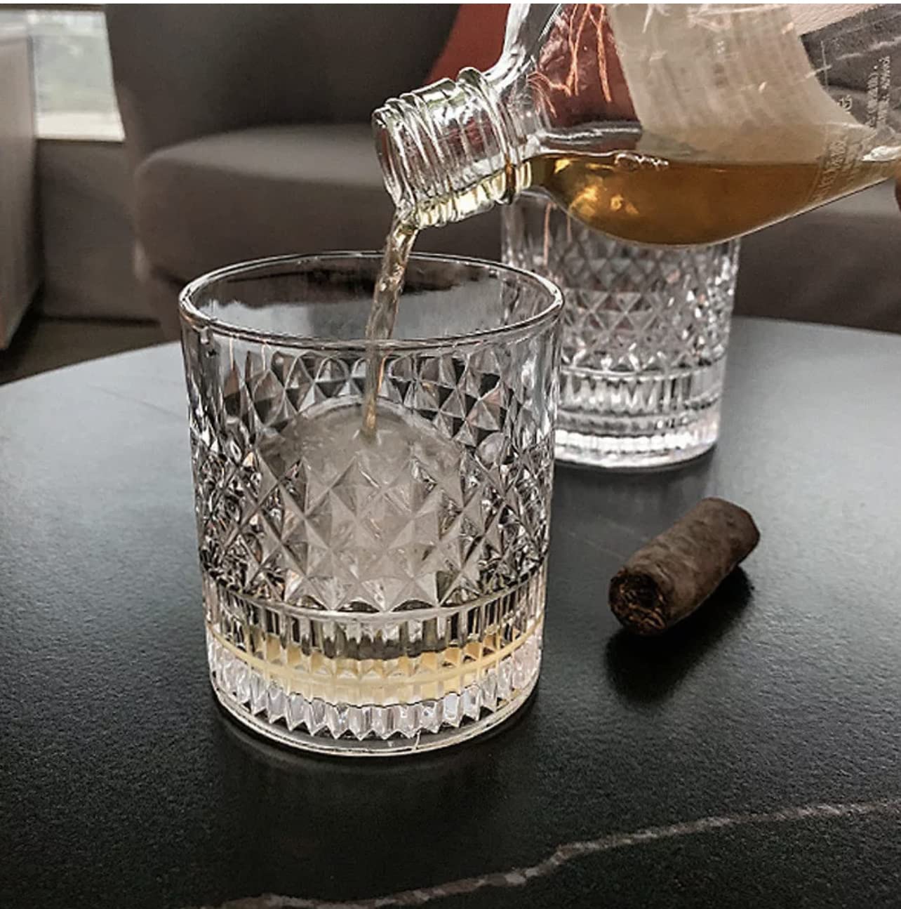 classic whisky Glasses Whiskey Glass for Scotch, Bourbon, Liquor and Cocktail Drinking Gift - Set of 4