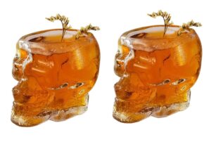 hoaziacehn skull shot glasses 2pcs, crystal skeleton cup halloween drinkware supplies, skull shaped clear glass cup for halloween party bar (80ml)