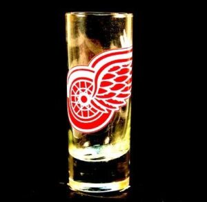 detroit redwings nhl licensed glass cordial logo hype shot glass (2 oz.) team logo