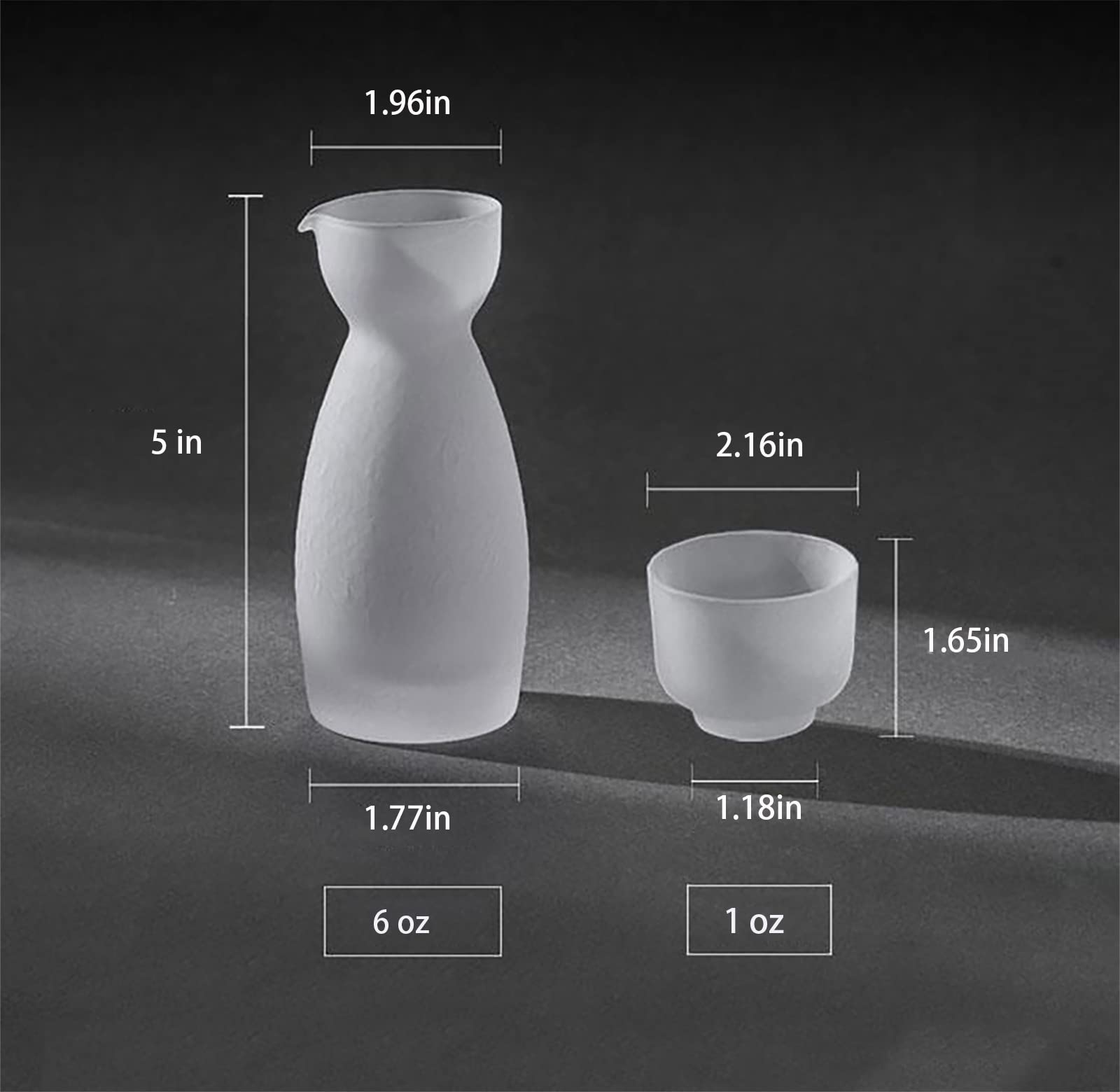 Rxcvkmw 5-Piece Japanese Glass Sake Set, Contains 1 Sake Bottle and 4 Sake Glasses