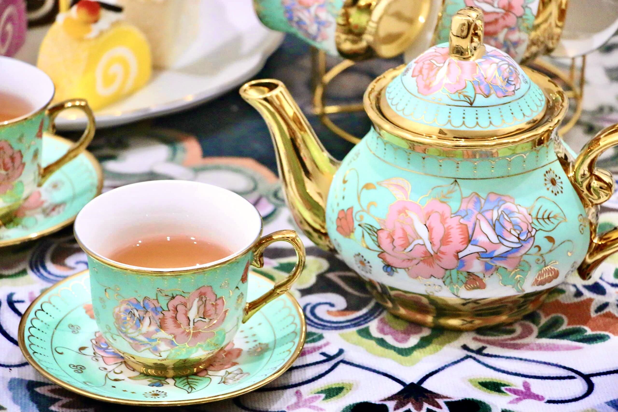 20 Pieces Porcelain Tea Set With Metal Holder, European Ceramic tea set for adults,Flower Tea Set,Tea Set For Women With Flower Painting (Large version, Green)