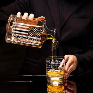 Whiskey Decanter Set for Men, We The People Decanter Set with Glasses, Engraved American Flag Decanter for Liquor Bourbon Gifts for Men Unique Birthday Father's Day Gifts for Men Dad