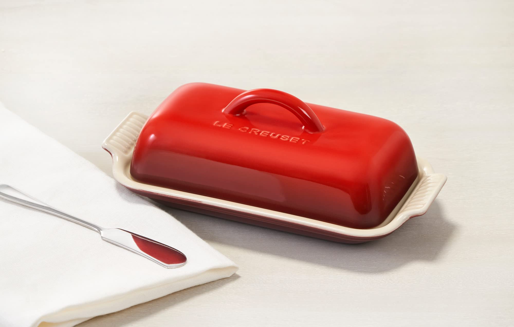 Le Creuset Stoneware Heritage Butter Dish, Cerise