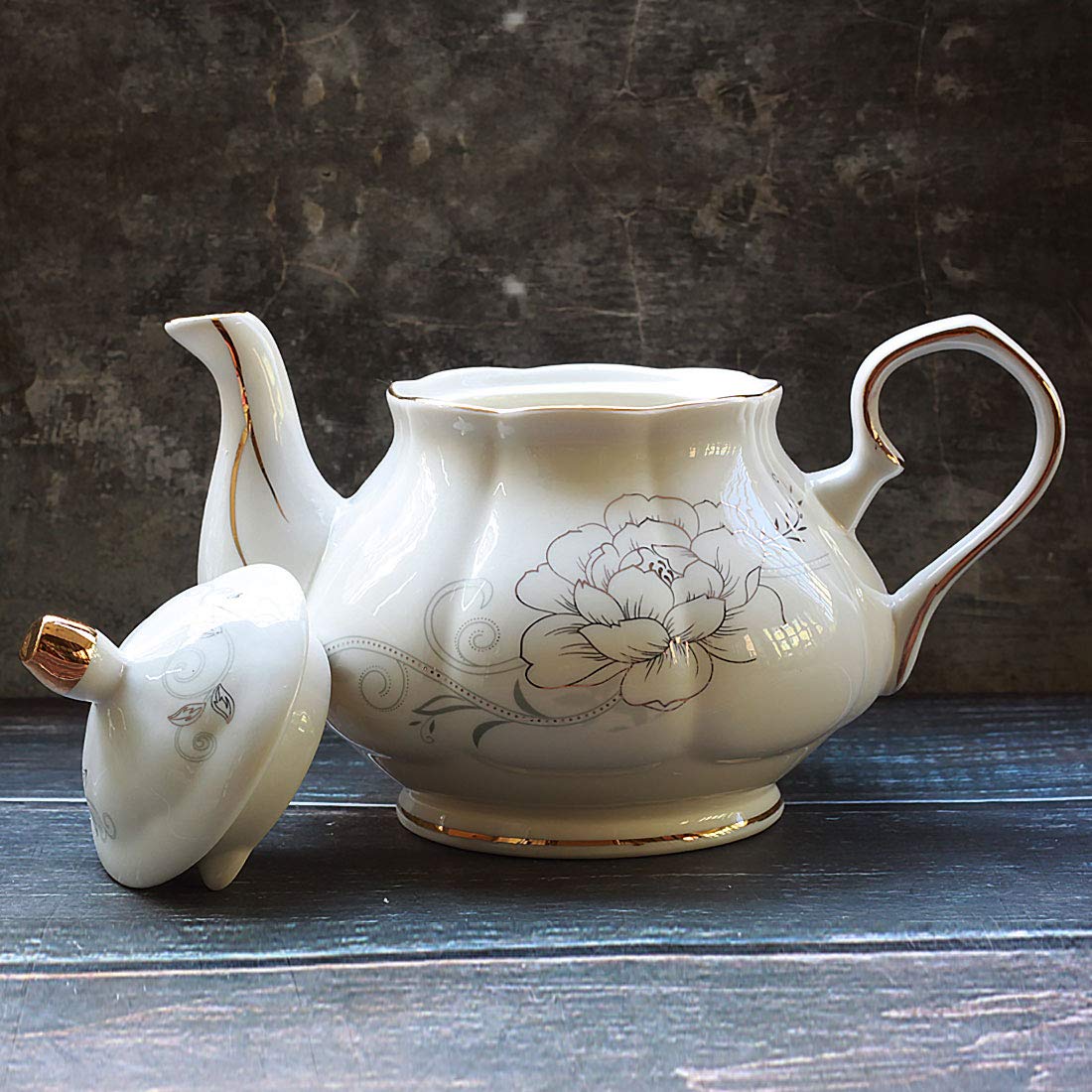 Jomop Ceramic Tea pot Floral Design White 855ml About 4 Cups (Gold)