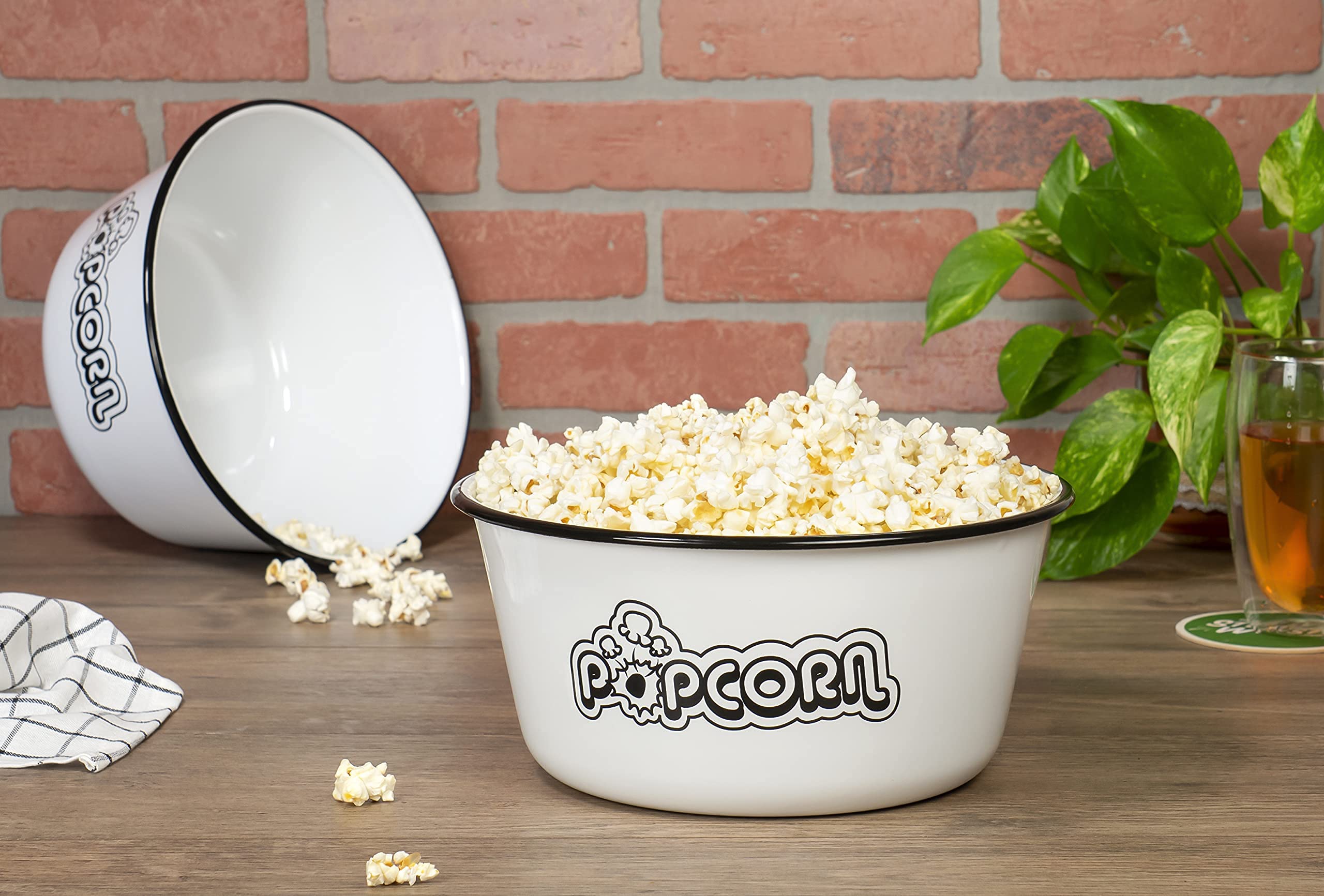 Red Co. Set of 2 Extra Large Enamelware Metal Classic 4 Quart Mixing & Serving Popcorn Bowls, White/Black Rim