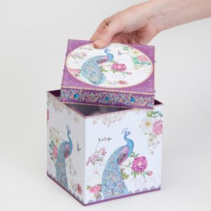 Bits and Pieces - Tea For One Peacock Porcelain Teapot and Cup Set - Elegant Peacock Design With Delicate Tassel on Teapot Handle Makes Great Decoration - Includes Decorative Gift Box